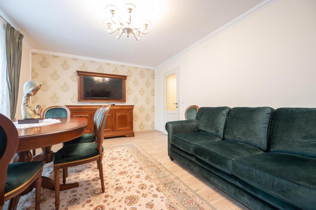 Dragos Flat Apartment Орадеа Екстериор снимка