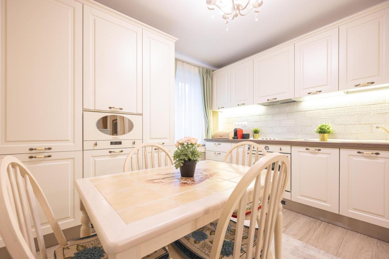 Dragos Flat Apartment Орадеа Екстериор снимка